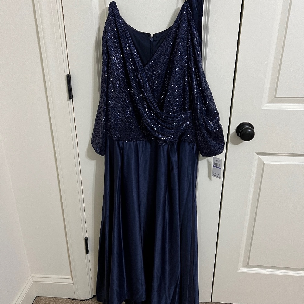 Alex Evenings Blue  V-Neck Sequin Chiffon Gown Size 18 NWT - Blue Style:8196745